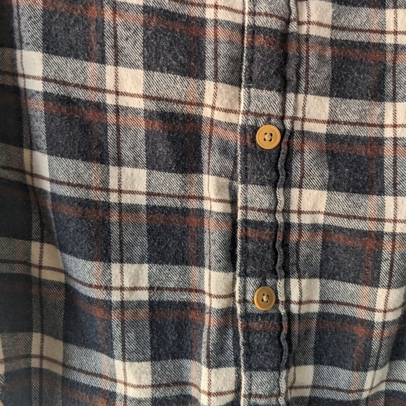 J. Crew Factory Men's Flannel - Picture 4 of 4